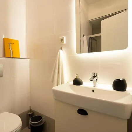 Appartement 2 Bedroom W. Balcony And Sea View @ Cihangir No:5 *