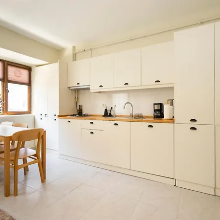 2 Bedroom W. Balcony And Sea View @ Cihangir No:5 Appartement *