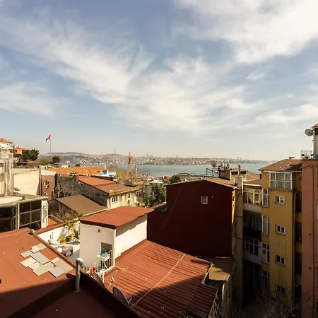 Appartement 2 Bedroom W. Balcony And Sea View @ Cihangir No:5 *